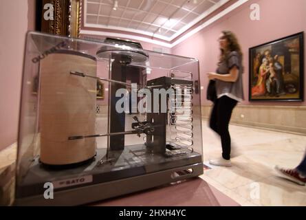 Bucarest, Romania - 20 maggio 2017: Lunga notte di musei al Museo Nazionale d'Arte Rumeno aperto gratuitamente al pubblico e ai media. Immagine per editoriale Foto Stock