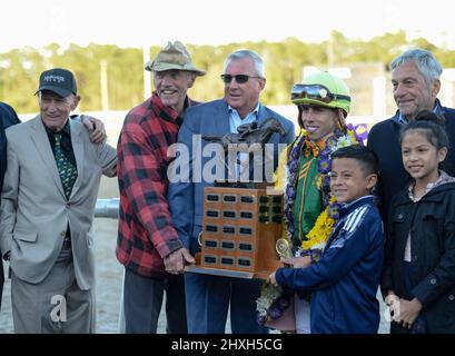 Oldsmar, Florida, Stati Uniti. 12th Mar 2022. 12 marzo 2022: #4 CLASSIC CAUSEWAY e Jockey Irad Ortiz Jr. Vincono il $400.000 Grade II Lambholm South Tampa Bay Derby per il Trainer Brian Lynch al Tampa Bay Downs di Oldsmar, Florida, il 12 febbraio 2022. Dennis/Eclipse Sportswire/CSM/Alamy Live News Foto Stock