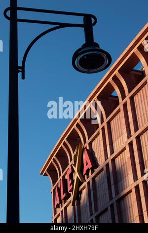 Centro commerciale Alexa vicino ad Alexanderplatz, Berlino Germania Foto Stock