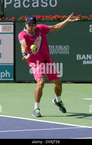 Mackenzie McDonald (USA) ha sconfitto Marton Fucsovics (HUN) 7-6 (13-11), 7-5, al BNP Paribas Open in corso di disputamento al Indian Wells Tennis Garden di Indian Wells, California, il 10 marzo 2022: © Karla Kinne/Tennisclix/CSM Foto Stock