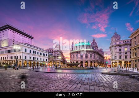 GENOVA, ITALIA - 30 DICEMBRE 2021: Piazza De Ferrari alla fontana al mattino. Foto Stock