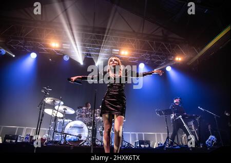 CHVRCHES - SWG3 Glasgow 12th marzo 2022 Foto Stock