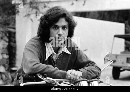 Jean Michel Jarre, raffigurato in una villa vicino a Saint Tropez. Agosto 1977. Foto Stock