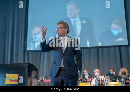 Neumünster, Germania 13. März 2022, Landesparteitag der FDP Schleswig-Holstein, die Delegierten beschließen das Programm für die kommende Landtag Foto Stock