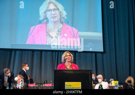 Neumünster, Germania 13. März 2022, Landesparteitag der FDP Schleswig-Holstein, die Delegierten beschließen das Programm für die kommende Landtag Foto Stock