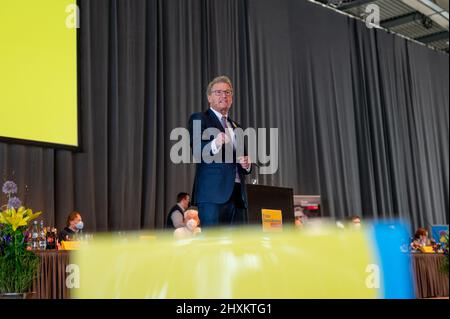 Neumünster, Germania 13. März 2022, Landesparteitag der FDP Schleswig-Holstein, die Delegierten beschließen das Programm für die kommende Landtag Foto Stock