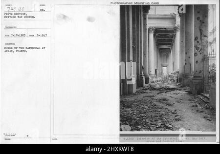 Rovine della Cattedrale di Arras, Francia. Maggio 1917. Collezione di fotografie della prima Guerra Mondiale, 1914-1918 che raffigurano le attività militari delle forze armate britanniche e di altre nazioni e del personale durante la prima Guerra Mondiale Foto Stock