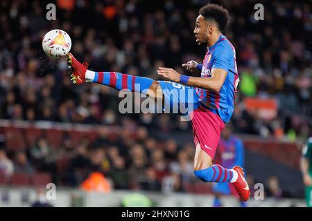 Barcellona, Spagna. 13th Mar 2022. Aubameyang in azione alla partita la Liga tra il FC Barcelona e la CA Osasuna allo stadio Camp Nou di Barcellona, Spagna. Credit: Christian Bertrand/Alamy Live News Foto Stock