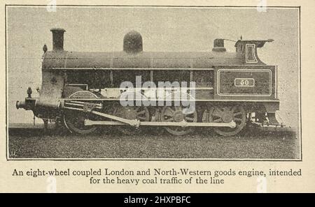 Fotografia d'epoca di un motore London e North-Western a otto ruote, destinato al traffico pesante di carbone della linea, treno a vapore, 1895, 19th secolo Foto Stock