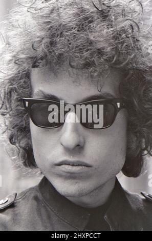 BOB DYLAN musicista folk americano al Savoy Hotel di Londra, nel maggio 1966. Foto: Tony Gale Foto Stock