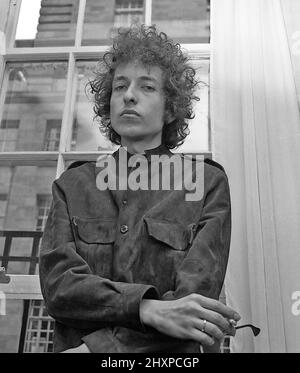 BOB DYLAN musicista folk americano al Savoy Hotel di Londra, nel maggio 1966. Foto: Tony Gale Foto Stock