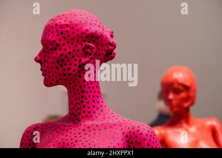 Mostra di Yayoi Kusama al Museo d'Arte di Tel Aviv il 26 2022 gennaio Foto Stock