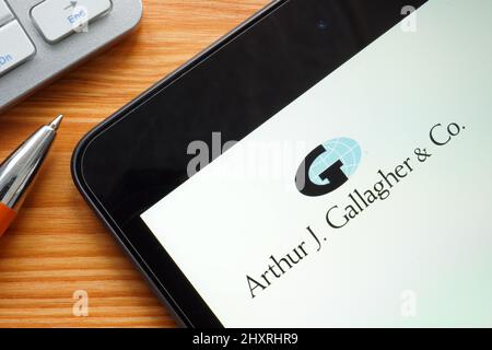 KIEV, UCRAINA - 27 gennaio 2022. Arthur Gallagher e Co AJG logo società di intermediazione assicurativa globale. Foto Stock
