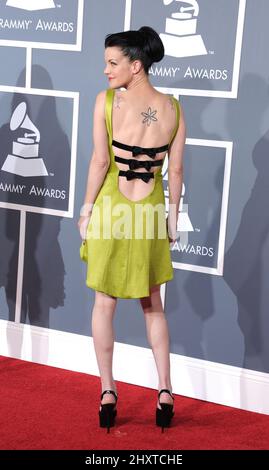 Pauley Perrette arriva al Grammy Awards 53rd che si tiene presso lo Staples Center di Los Angeles, California Foto Stock