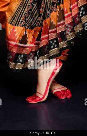 Primo piano delle orme di un ballerino classico indiano Foto Stock