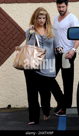 Chmerkovskiy e Kirstie Alley lasciano la Danza con la pratica delle Stelle a Los Angeles, CA. Foto Stock