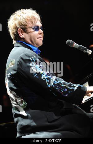 Il tour dei concerti "Greatest Hits Live" di Elton John si ferma al Ted Constant Center, Virginia, USA. Foto Stock