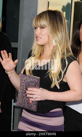 Hilary Duff durante il Soul Surfer il Premiere di Los Angeles all'Arclight Theatre di Hollywood, California Foto Stock