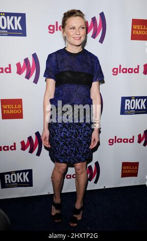 Kirsten Dunst ha partecipato al Glaad Media Awards 22nd al Westin Bonaventure Hotel in Downtown, Los Angeles, USA. Foto Stock