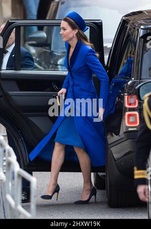 Marzo 14th, 2022. Londra, Regno Unito. La Duchessa di Cambridge arriva al Commonwealth Day Service, Abbazia di Westminster, Londra. Credit: Doug Peters/EMPICS/Alamy Live News Foto Stock