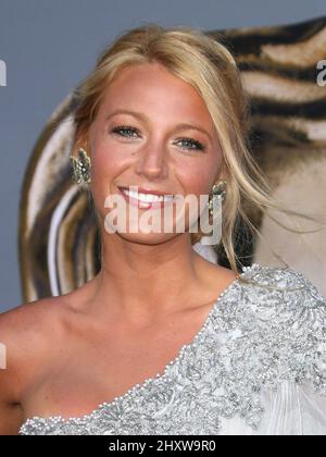 Blake Lively partecipa all'evento BAFTA Brits to Watch del 2011 che si tiene al Belasco Theatre di Los Angeles, USA. Foto Stock