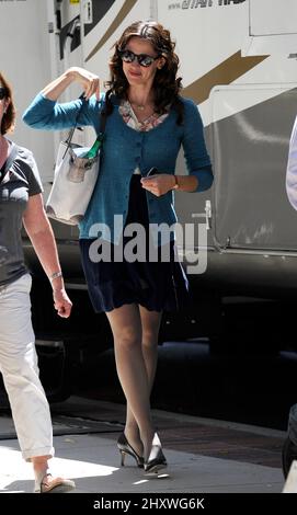 Jennifer Garner sul set di "The Odd Life of Timothy Green" tenuto presso il campus UCLA di Westwood, California. Foto Stock