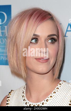 Katy Perry durante la celebrazione annuale del 'cambiamento comincia dentro' 3rd presentata dalla Fondazione David Lynch tenuta a LACMA, California Foto Stock