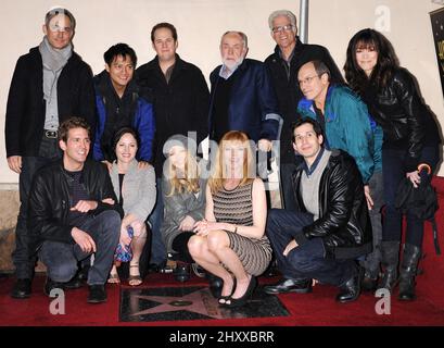 Wally Langham, Archie Kao, David Berman, Robert David Hall, Ted Danson, Marc Vann, Liz Vassey, Eric Szmanda, Jorga Fox, Elisabeth Harnois, Marg Helgenberger e Jon Wellner partecipano alla cerimonia Hollywood Walk of Fame Star di Marg Helgenberger a Los Angeles, USA. Foto Stock