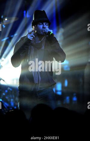 Stephan Perkins della band Third Eye Blind in tour al Brooklyn Arts Center, North Carolina Foto Stock