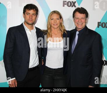 Joshua Jackson, Anna Torv e John Noble sono presenti alla presentazione IN primo piano DI FOX 2012 che si tiene al Wollman Rink di Central Park. Foto Stock