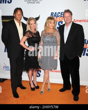 Kim Richards, Kathy Hilton e Rick Hilton al fundraiser annuale Race to Erase MS 19th tenuto presso l'Hyatt Regency Century Plaza Foto Stock