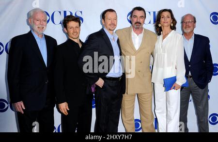 Donnie Wahlberg, Tom Selleck, Bridget Moynahan e Will Estes parteciperanno allo "Blue Blood" Screening tenuto al Leonard Goldenson Theatre di Los Angeles, USA. Foto Stock