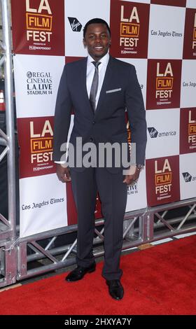 Derek Luke partecipa alla prima "Seking a Friend for the End of the World" al Los Angeles Film Festival 2012, che si tiene al Regal Cinemas L.A. Live a Los Angeles, USA. Foto Stock