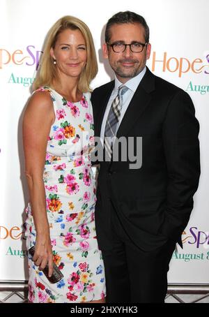 Steve Carrell & moglie Nancy Walls frequentando la 'Hope Springs' New York Premiere Steven Bergman Foto Stock