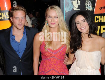 Leven Rambin, Jonny Weston e Abigail Spencer 'Chasing Mavericks' - Los Angeles Premiere tenuto al Grove, Los Angeles, California il 18 ottobre 2012. Foto Stock