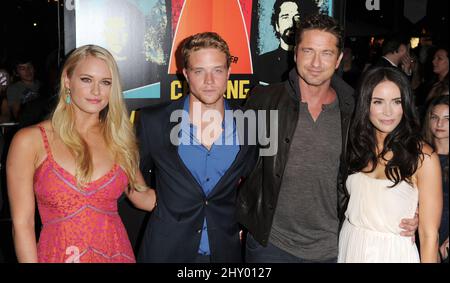 Leven Rambin, Jonny Weston, Gerard Butler e Abigail Spencer 'Chasing Mavericks' - Los Angeles Premiere tenuto al Grove, Los Angeles, California il 18 ottobre 2012. Foto Stock