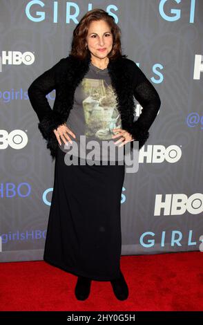 Kathy Najimy ha partecipato alla prima della stagione 'Girls' 2 di HBO al NYU Skirball Center a New York. Foto Stock
