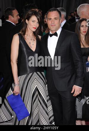 Sunrise Coigney e Mark Ruffalo partecipano ai premi annuali 85th dell'Accademia tenuti al Dolby Theatre di Los Angeles, USA. Foto Stock