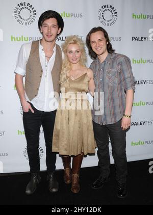 Sam Palladio, Clare Bowen e Jonathan Jackson partecipano a una proiezione di 'Nashville' presentata dal Paley Center for Media's PaleyFest 2013 tenuto al Saban Theater di Los Angeles, USA. Foto Stock