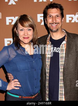 Amber Nash e Lucky Yates sono presenti al 2013 FX Upfront Bowling Event al Luxe at Lucky Strike Lanes di New York, NY il 28 marzo 2013. Foto Stock