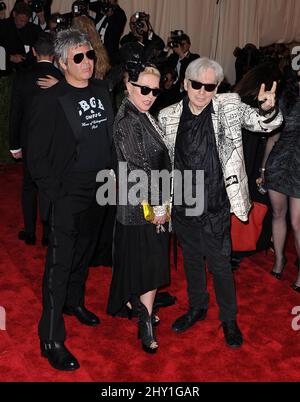 Blondie partecipa al MET Gala 2013: 'PUNK: Chaos to Couture' tenuto al Metropolitan Museum of Art di New York, USA. Foto Stock