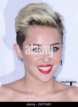 Miley Cyrus partecipa alla festa Maxim Hot 100 a Los Angeles, California. Foto Stock