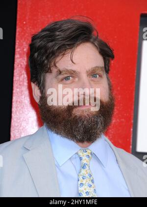 Zach Galifianakis partecipa alla prima 'The Hangover Part 3' al Village Theatre di Los Angeles, USA. Foto Stock