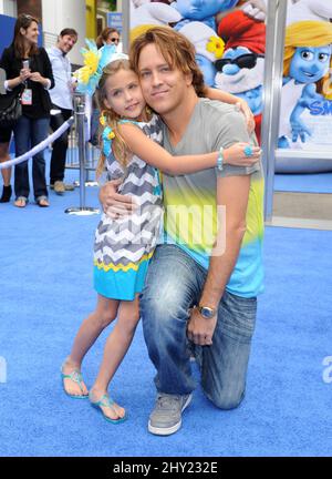 Larry Birkhead e Dannielynn Marshall Birkhead partecipano alla prima di 'The Smurfs 2' a Los Angeles, California. Foto Stock