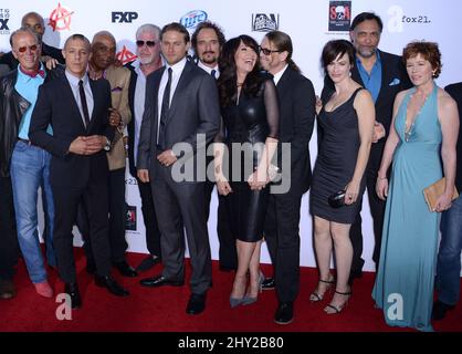 Charlie Hunnam, Sons of Anarchy Cast partecipa al "Sons of Anarchy" Season 6 Premiere Screening tenuto al Dolby Theatre di Los Angeles. Foto Stock
