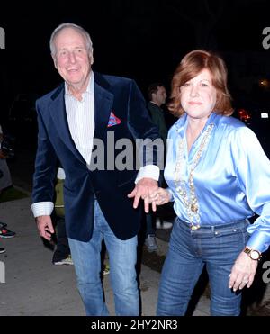 Jerry Weintraub, Jane Weintraub ha visto partecipare ad una festa di Halloween tenuta ad una residenza privata a Los Angeles, USA. Foto Stock