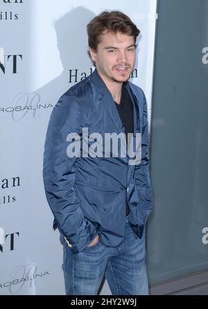 Emile Hirsch partecipa al flaunt Magazine en Garde! Festa di lancio del rilascio tenuto al ristorante Hakkasan Foto Stock