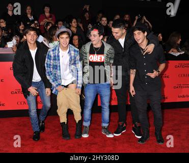 I Janoskians hanno partecipato alla prima di 'The Hunger Games: Catching Fire' a Los Angeles, California. Foto Stock