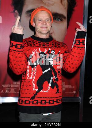 Flea ha partecipato alla prima 'Her' tenutasi al teatro Director's Guild of America a Los Angeles, CA, USA il 12 dicembre 2013. Foto Stock