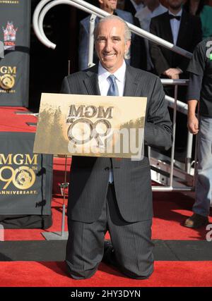 Gary Barber partecipa al Metro-Goldwyn-Mayer per festeggiare i 90th anni con Sylvester Stallone e il presidente e CEO di MGM Gary Barber che si unisce a Leo il Leone alla sua cerimonia di stampa Paw al TCL Chinese Theatre di Hollywood, California, il 22 gennaio 2014. Foto Stock